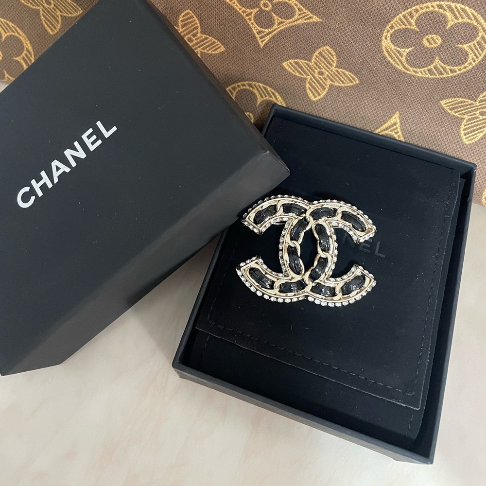 Chanel Rhinestone Double C Brooch Original Box